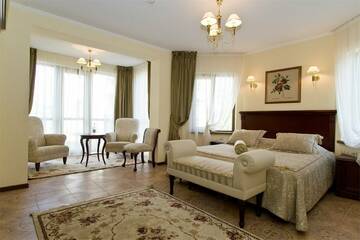 Бизнес-класс с выходом в бассейн в Гостинице Высокий берег