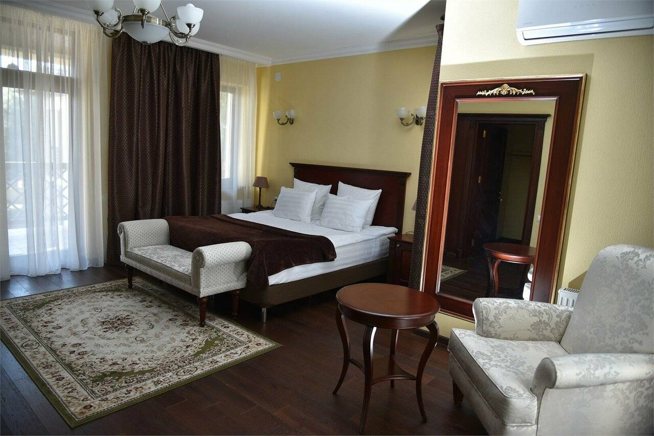 Апартаменты 403, 503